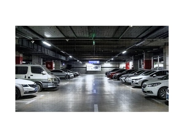 商場地下停車場信息化智能管理方案，最核心的主機(jī)怎么選？